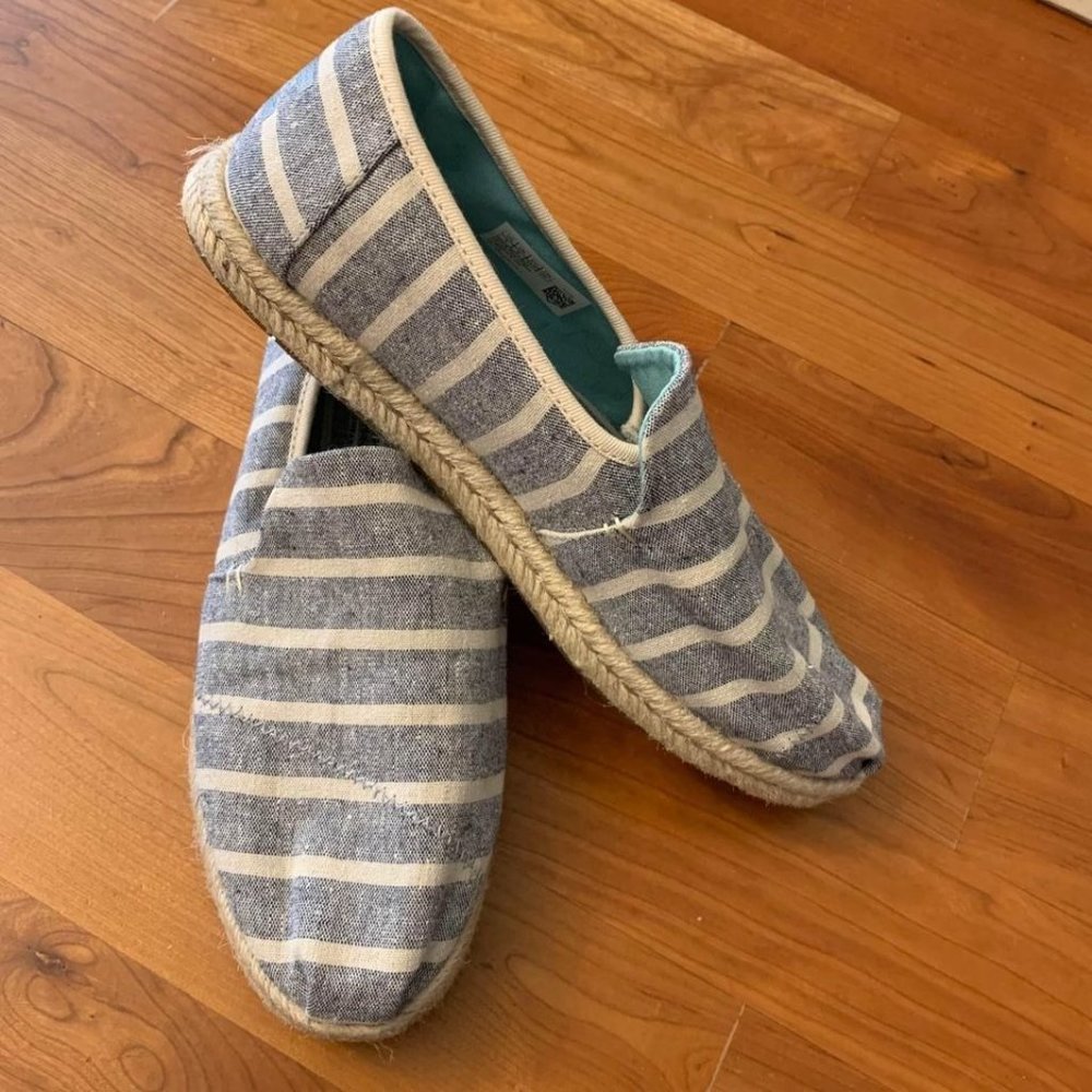 Women’s Toms Striped Espadrilles Flats Slip On Shoes Size 8 Blue